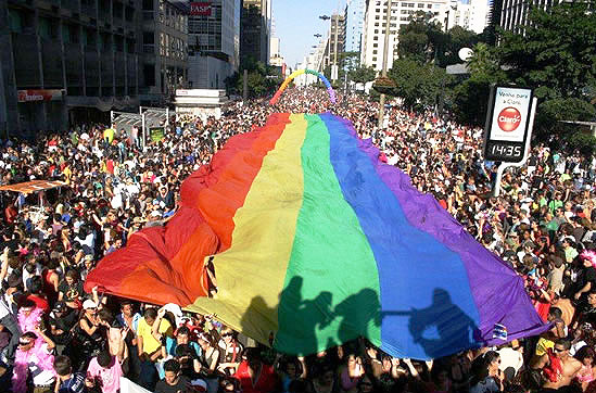 http://deonvsearth.com/wp-content/uploads/2014/06/gay-pride.jpg